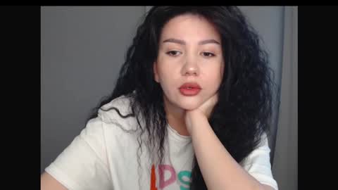 Snapshot of alexa_cruze chatting on October 13, 3:23 pm Alexa online show from October 13, 3:23 pm