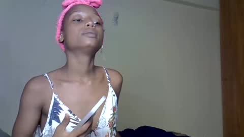 Snapshot of alexa_foxxie chatting on December 28, 7:22 pm Alexa online show from December 28, 7:22 pm