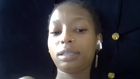 Snapshot of alexa_foxxie chatting on January 6, 2:47 pm Alexa online show from January 6, 2:47 pm