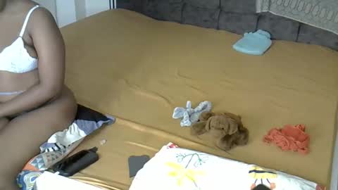 Snapshot of alexa_foxxie chatting on September 14, 11:09 am Alexa online show from September 14, 11:09 am