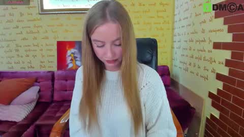 Snapshot of alexa_glory chatting on October 8, 8:17 pm Alexa online show from October 8, 8:17 pm