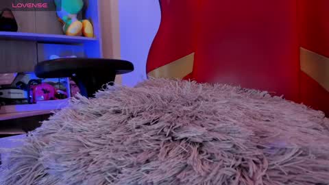 Snapshot of alexa_grey_1 chatting on March 3, 4:14 pm alexa online show from March 3, 4:14 pm