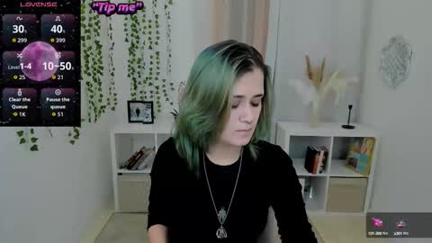 alexa_lexi online show from October 4, 11:30 am