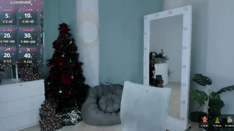 alexa_lexi online show from December 19, 11:06 am