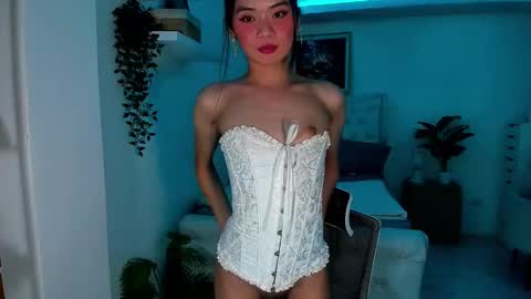 ALEXA    -    DONT FORGET TO FOLLOW AND RATE ME THUMBS UP online show from December 3, 12:38 pm