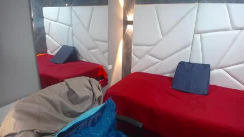 Snapshot of alexa_muz chatting on April 1, 11:44 am Alexandra online show from April 1, 11:44 am