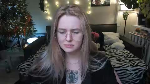 alexa_pirs online show from January 10, 3:03 pm