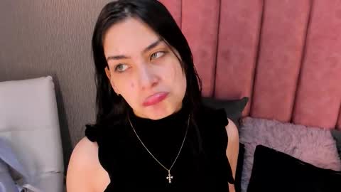 Snapshot of alexa_thaylor_ chatting on November 1, 1:35 pm Alexa Thaylor online show from November 1, 1:35 pm