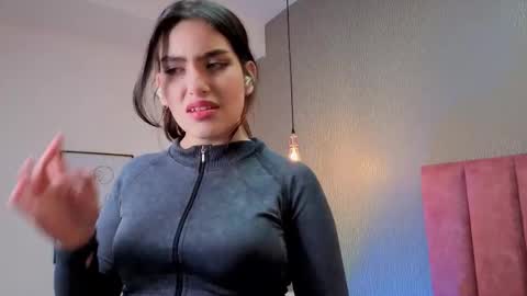 Alexa Thaylor online show from January 11, 9:42 pm