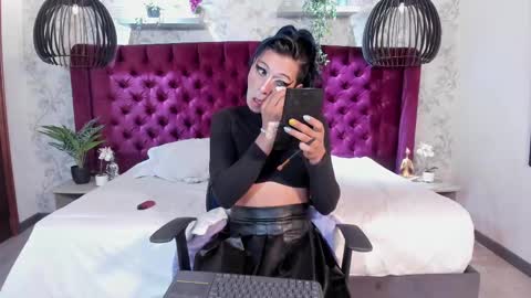 alexa_vandercloude online show from March 7, 3:18 pm