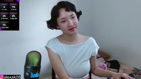 Snapshot of alexaa08 chatting on February 18, 10:36 pm Alexandra 3 online show from February 18, 10:36 pm