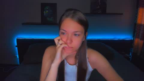 angel online show from May 18, 12:40 am