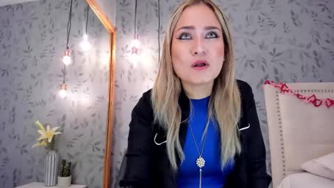 Snapshot of alexacoldd chatting on March 19, 12:42 pm alexacoldd online show from March 19, 12:42 pm