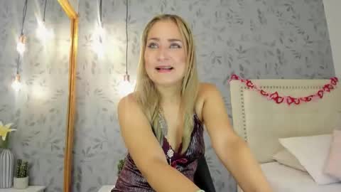 Snapshot of alexacoldd chatting on March 21, 3:55 am alexacoldd online show from March 21, 3:55 am