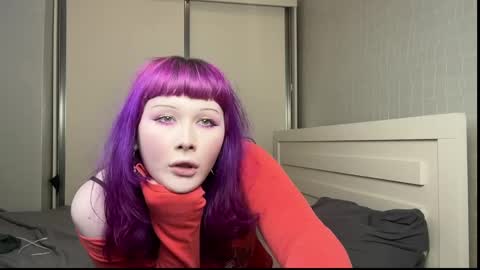 Snapshot of alexagudz chatting on April 4, 9:45 pm Alexa online show from April 4, 9:45 pm