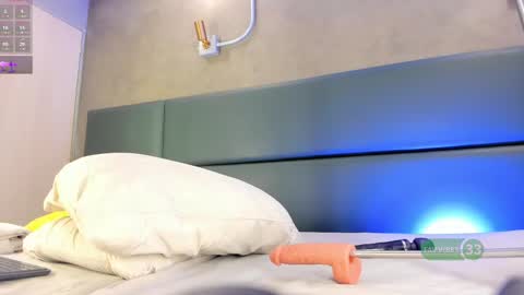 Alexa   online show from September 27, 9:53 pm