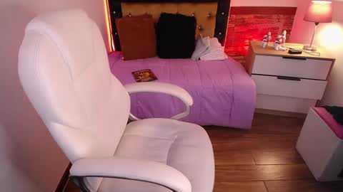 Alexa Moon online show from February 27, 1:38 pm