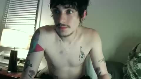 Snapshot of alexander9779 chatting on May 14, 3:57 am A. online show from May 14, 3:57 am