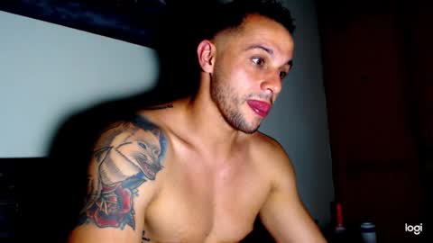 Snapshot of alexander_2015 chatting on January 25, 6:45 am alexander_2015 online show from January 25, 6:45 am