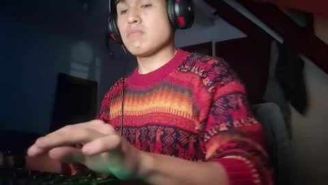 Snapshot of alexander_cd1 chatting on November 3, 8:15 am ALEX CD online show from November 3, 8:15 am