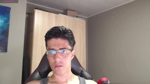 Benji  Alex   online show from May 17, 12:30 am