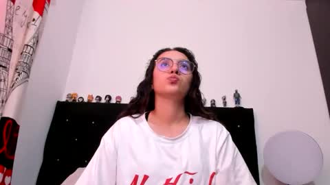 alexandra clauss online show from February 14, 9:44 pm