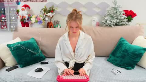 Alexandra Demore online show from January 31, 1:43 am