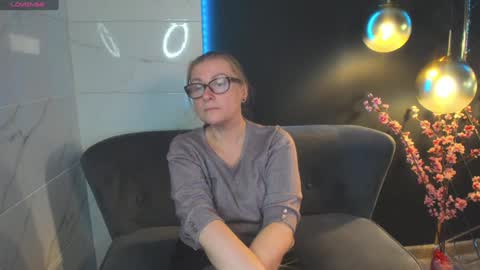 Alexandra online show from December 17, 11:28 am