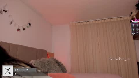 Alexandra Rodriguez online show from January 10, 12:01 am