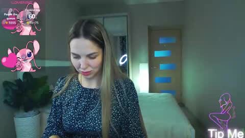 Snapshot of alexandracandy chatting on June 4, 1:39 pm alexandracandy online show from June 4, 1:39 pm