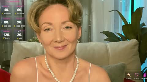 Snapshot of alexandrafix chatting on January 26, 1:25 pm Alexandra online show from January 26, 1:25 pm