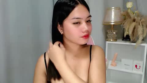 Andrea online show from May 18, 1:13 am