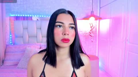 Snapshot of alexandramillerr chatting on February 26, 10:58 am Alexandra Miller online show from February 26, 10:58 am