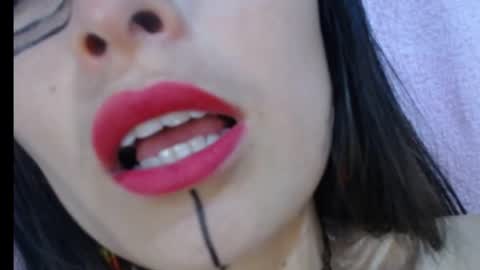 alexandrasaen online show from November 3, 10:32 pm