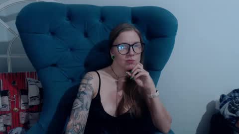 Alexandra online show from February 4, 6:49 pm