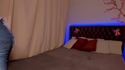 AlexaWilds online show from November 15, 6:55 am