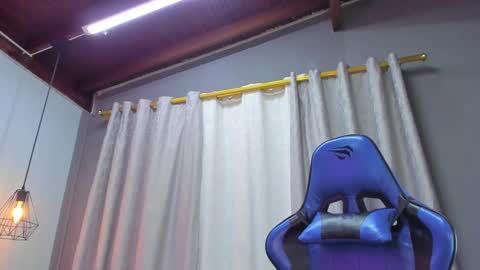 Alex online show from December 3, 8:16 am