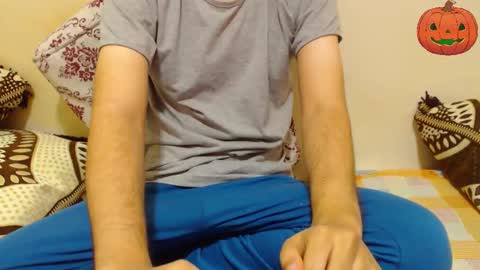 Snapshot of alexdelarge323 chatting on October 10, 11:20 am Alex online show from October 10, 11:20 am