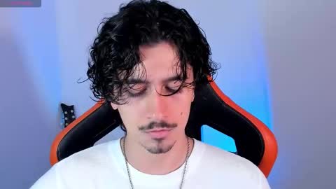 Snapshot of alexfloreszzz chatting on February 10, 10:03 pm alexfloreszzz online show from February 10, 10:03 pm