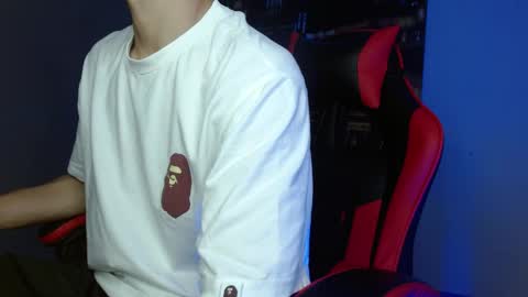alexgiraldo__ online show from May 10, 2:28 am