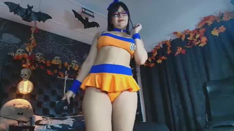 Snapshot of alexhoe_ chatting on October 17, 8:00 pm Alex online show from October 17, 8:00 pm