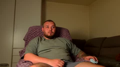 Alex online show from April 4, 8:17 pm