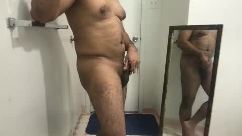 Snapshot of alexis69mm chatting on December 30, 3:14 am Alex online show from December 30, 3:14 am