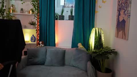 Alexis online show from September 26, 1:15 pm