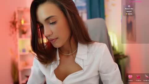 Alexis online show from November 2, 2:41 pm