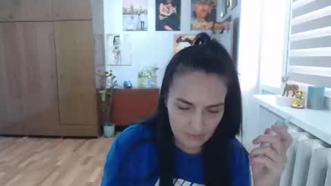 AlexisMillers online show from September 23, 8:28 am