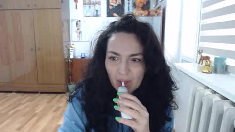 AlexisMillers online show from May 12, 11:29 am