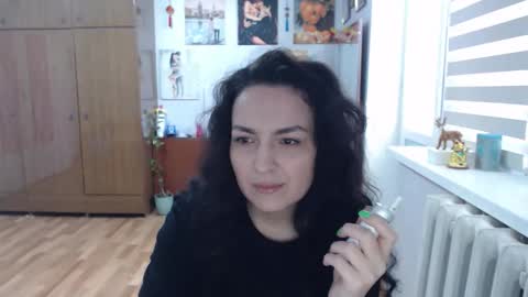 AlexisMillers online show from May 15, 9:49 am
