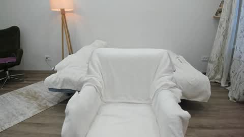 Snapshot of alexisweets chatting on October 28, 1:42 am Sosweetcherry online show from October 28, 1:42 am