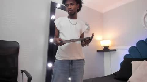 Snapshot of alexjaccob chatting on September 17, 5:36 pm Alex Jaccob online show from September 17, 5:36 pm